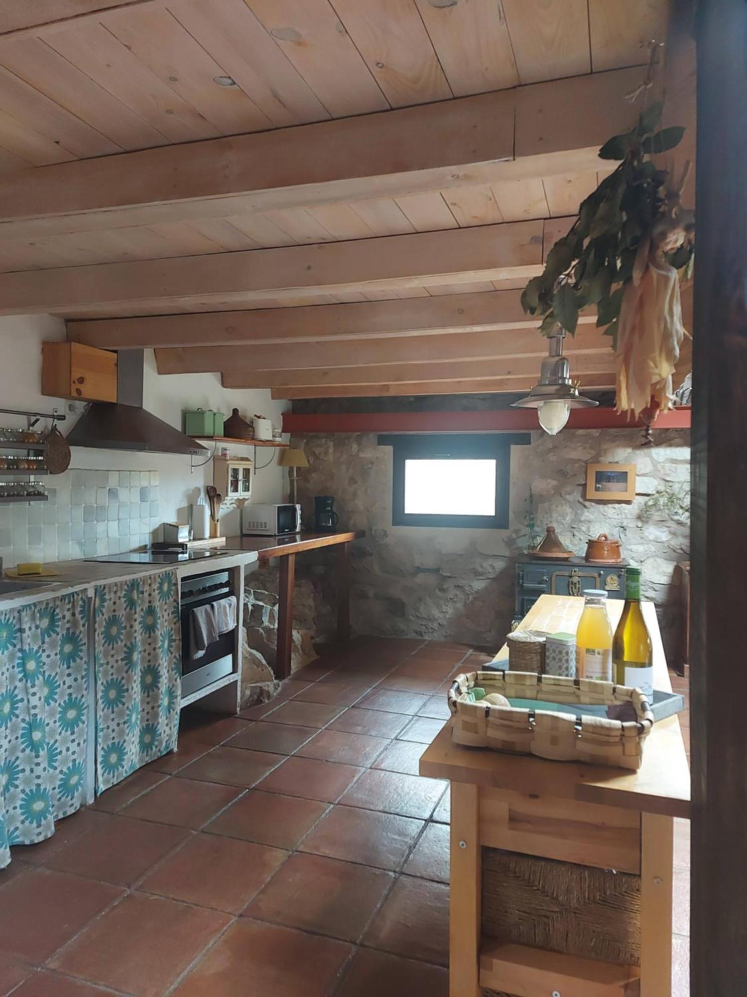 Casa Corazon De Piedra En El Rio Dulce Pensionat Aragosa Eksteriør billede