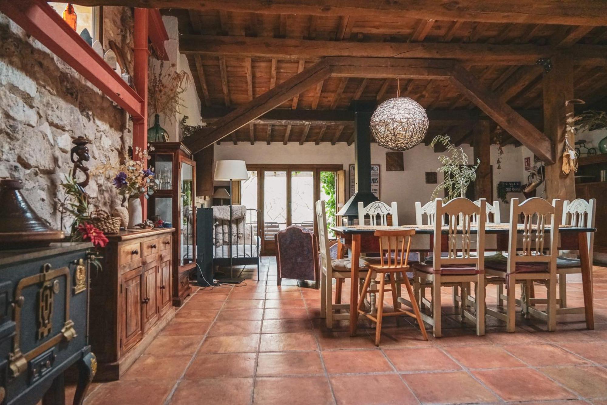 Casa Corazon De Piedra En El Rio Dulce Pensionat Aragosa Eksteriør billede