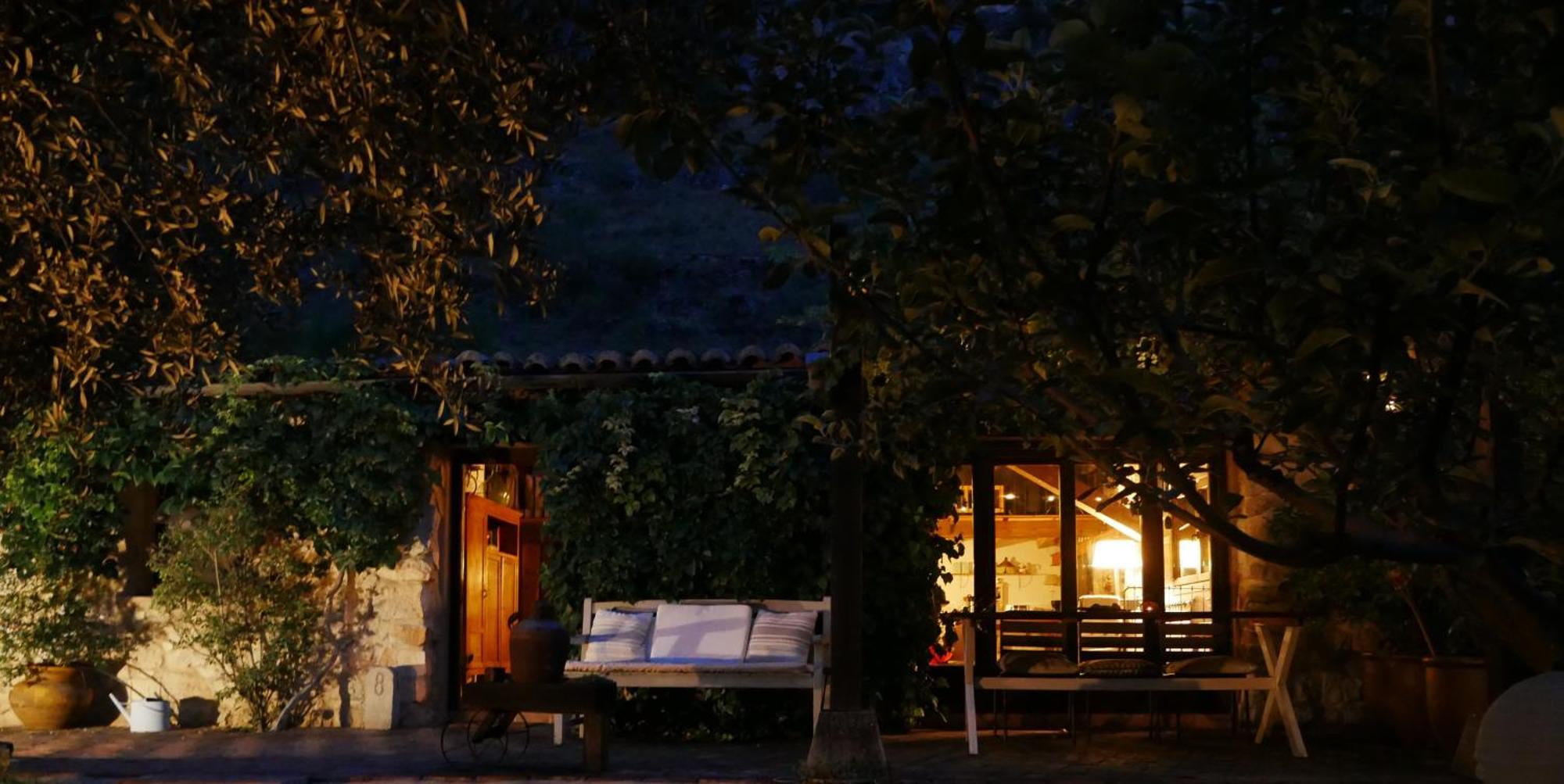 Casa Corazon De Piedra En El Rio Dulce Pensionat Aragosa Eksteriør billede